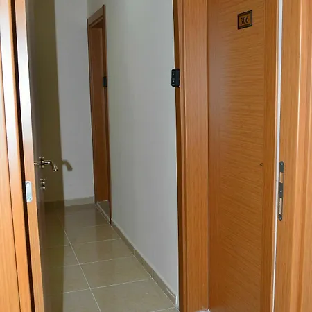 Addressuiteshotel Szálloda